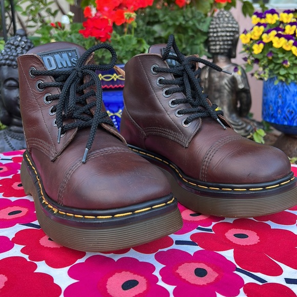 🏴󠁧󠁢󠁥󠁮󠁧󠁿 Dr. Martens MIE Cap Toe SUPER CHUNKY PLATFORM Ankle Boots UK 8 - Picture 11 of 17